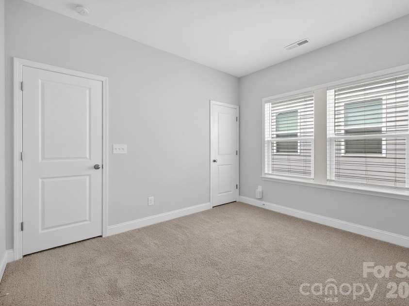 18018 Grey Mossrun Drive, Charlotte, NC 28278.  MLS# CAR4366883, YatesRealty ID 18005. 