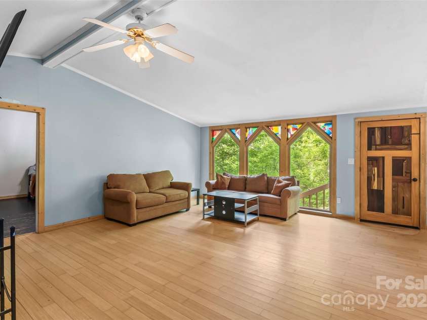 42 Evita Cove Road, Weaverville, NC 28787.  MLS# CAR4264472, YatesRealty ID 18005. 