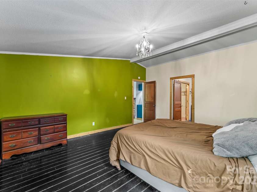 42 Evita Cove Road, Weaverville, NC 28787.  MLS# CAR4264472, YatesRealty ID 18005. 