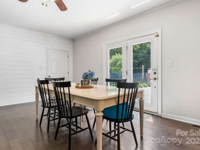 4916 Leepers Creek Road, Maiden, NC 28650.  MLS# CAR4259882, YatesRealty ID 18006. 