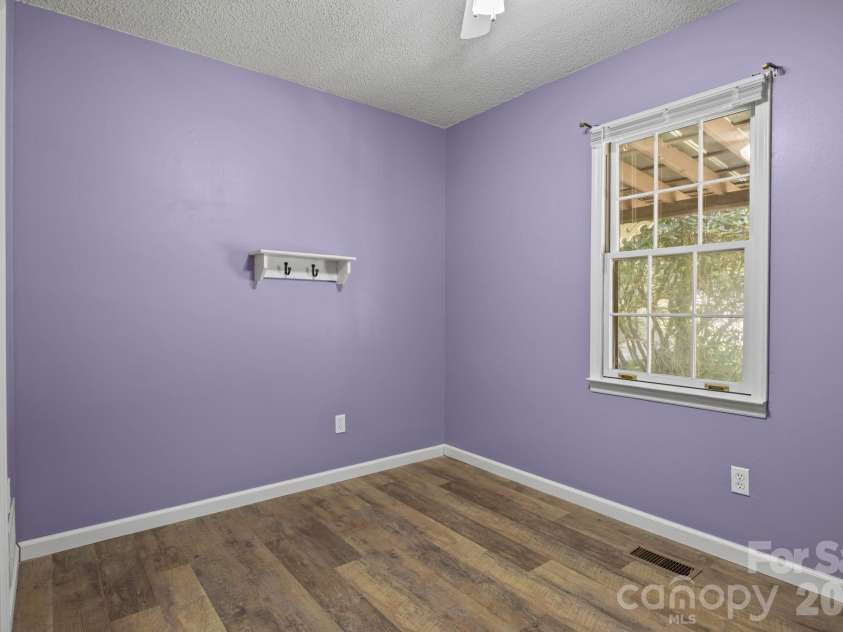 307 Westforest Lane, Asheville, NC 28806.  MLS# CAR4373537, YatesRealty ID 18009. 