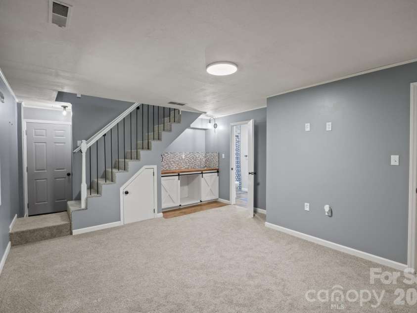 307 Westforest Lane, Asheville, NC 28806.  MLS# CAR4373537, YatesRealty ID 18009. 