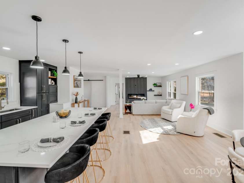 10512 Roseberry Court, Charlotte, NC 28277.  MLS# CAR4215414, YatesRealty ID 1801. 