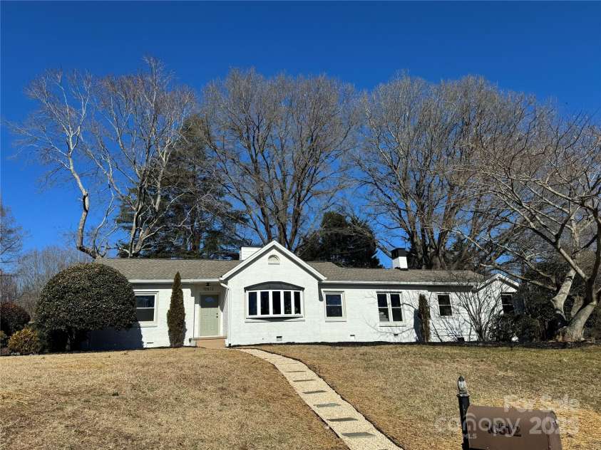 10512 Roseberry Court, Charlotte, NC 28277.  MLS# CAR4215414, YatesRealty ID 1801. Front of Home