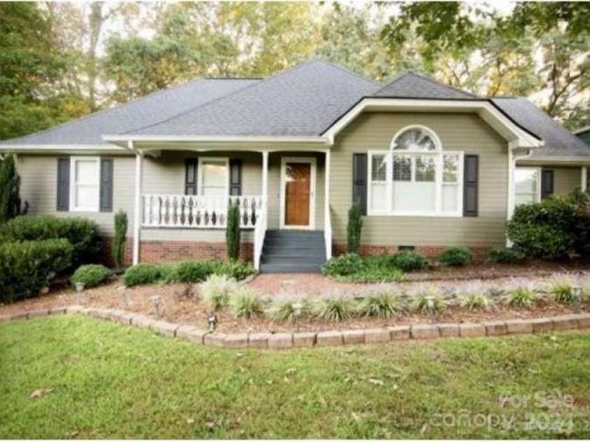 391 US 64 Highway, Rutherfordton, NC 28139.  MLS# CAR4182259, YatesRealty ID 1801. 