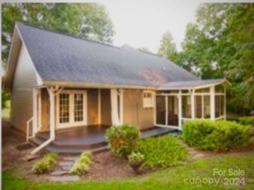 391 US 64 Highway, Rutherfordton, NC 28139.  MLS# CAR4182259, YatesRealty ID 1801. 