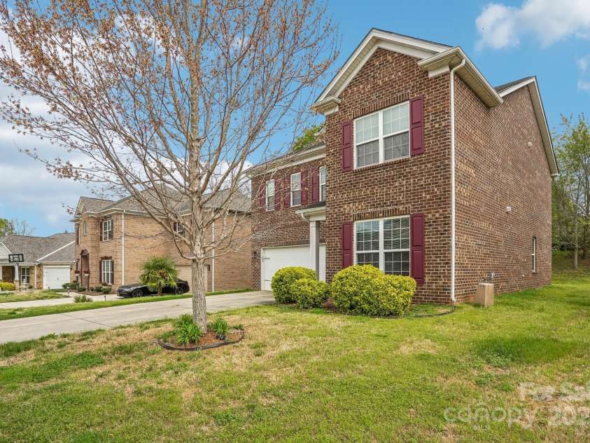 620 Millstream Drive, Rock Hill, SC 29732.  MLS# CAR4245728, YatesRealty ID 18010. 
