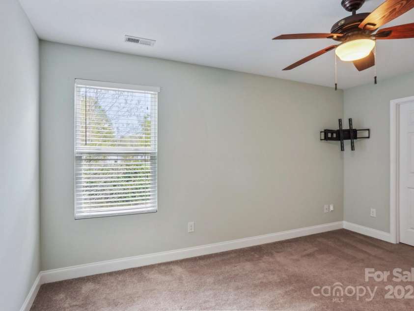 620 Millstream Drive, Rock Hill, SC 29732.  MLS# CAR4245728, YatesRealty ID 18010. 