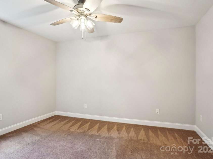 620 Millstream Drive, Rock Hill, SC 29732.  MLS# CAR4245728, YatesRealty ID 18010. 