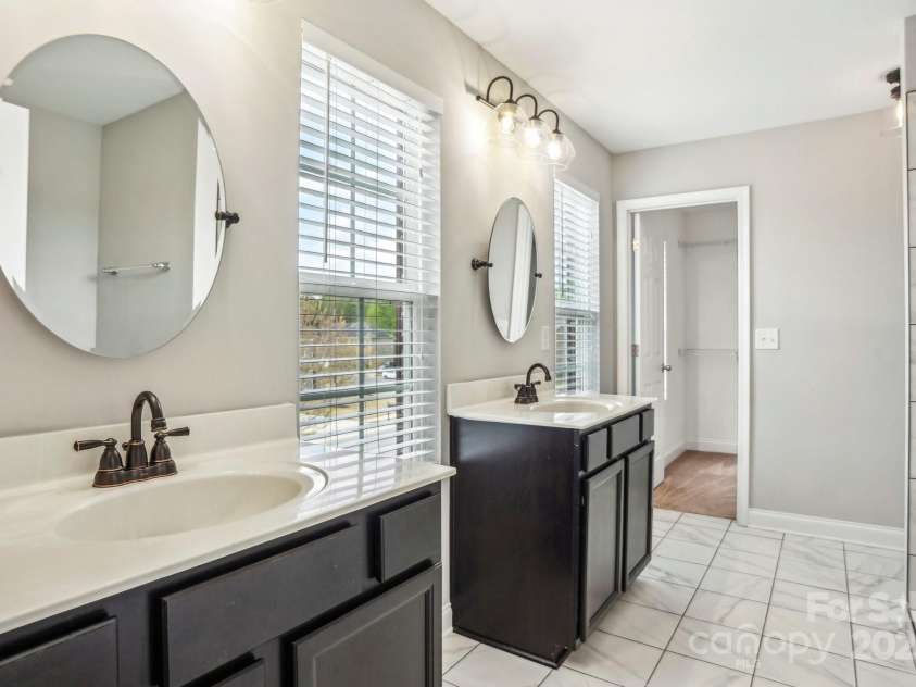 620 Millstream Drive, Rock Hill, SC 29732.  MLS# CAR4245728, YatesRealty ID 18010. 