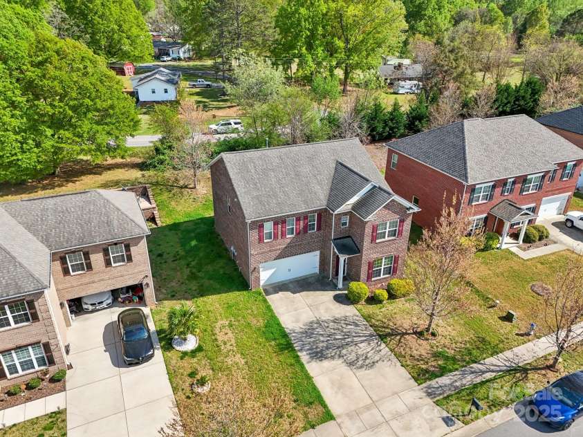 620 Millstream Drive, Rock Hill, SC 29732.  MLS# CAR4245728, YatesRealty ID 18010. 