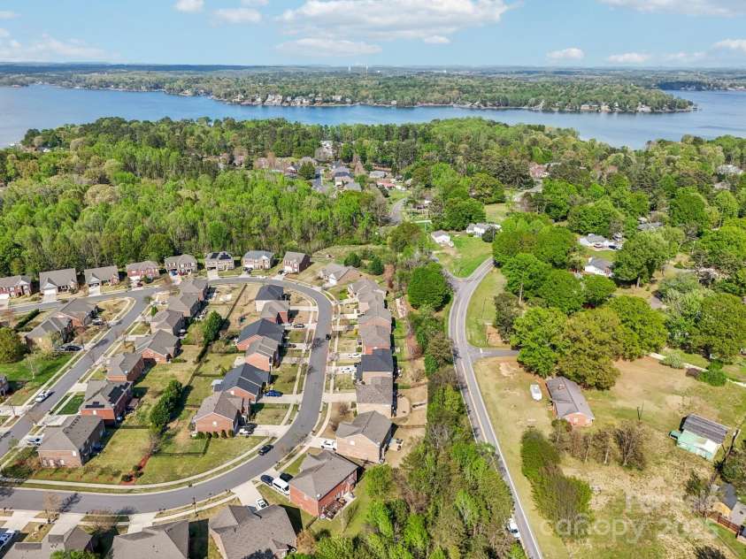 620 Millstream Drive, Rock Hill, SC 29732.  MLS# CAR4245728, YatesRealty ID 18010. 