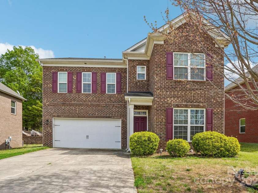 620 Millstream Drive, Rock Hill, SC 29732.  MLS# CAR4245728, YatesRealty ID 18010. 