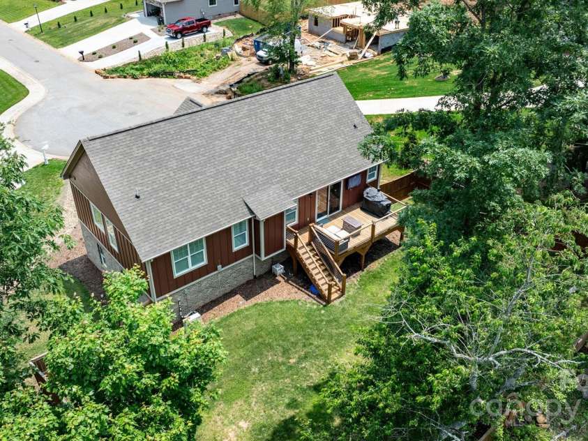 140 Maplewood Court, Hudson, NC 28638.  MLS# CAR4267904, YatesRealty ID 18012. 