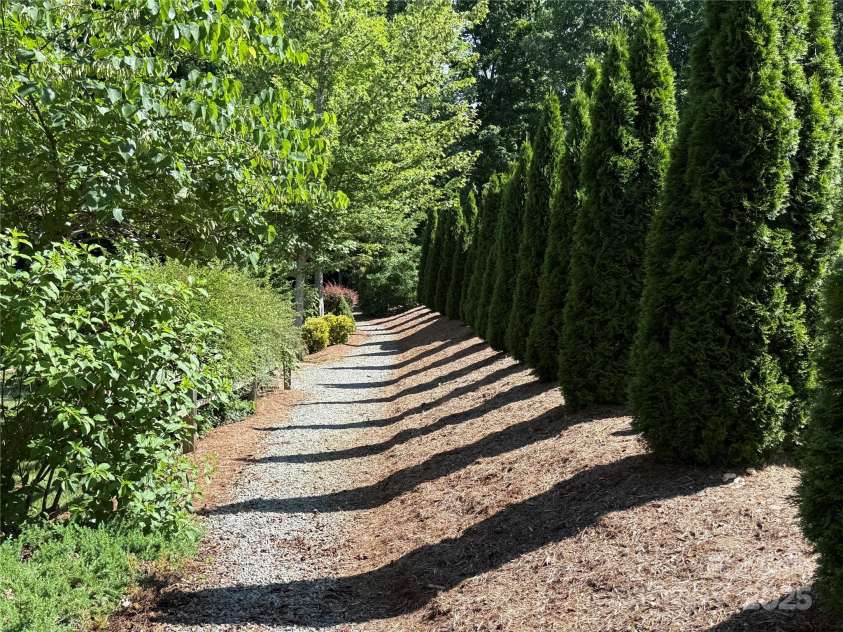 140 Maplewood Court, Hudson, NC 28638.  MLS# CAR4267904, YatesRealty ID 18012. 