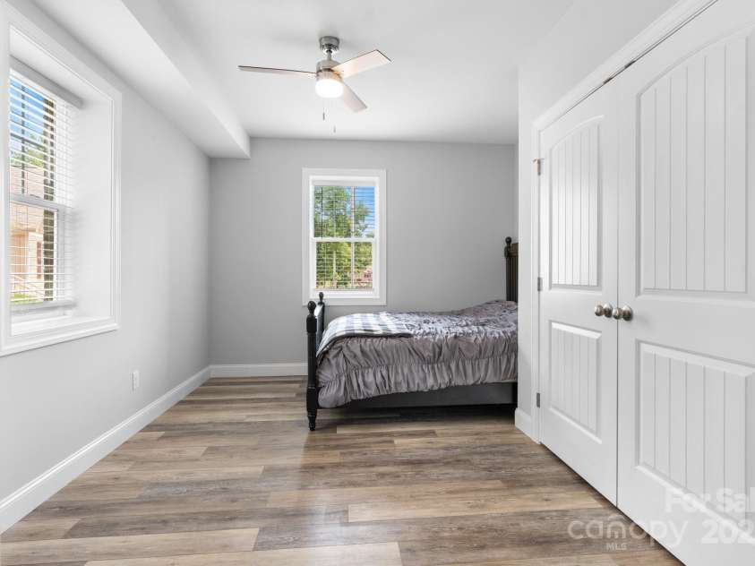 140 Maplewood Court, Hudson, NC 28638.  MLS# CAR4267904, YatesRealty ID 18012. 