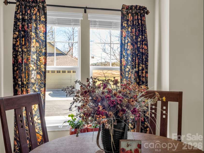 53 Barn Owl Way, Hendersonville, NC 28792.  MLS# CAR4320814, YatesRealty ID 18012. 