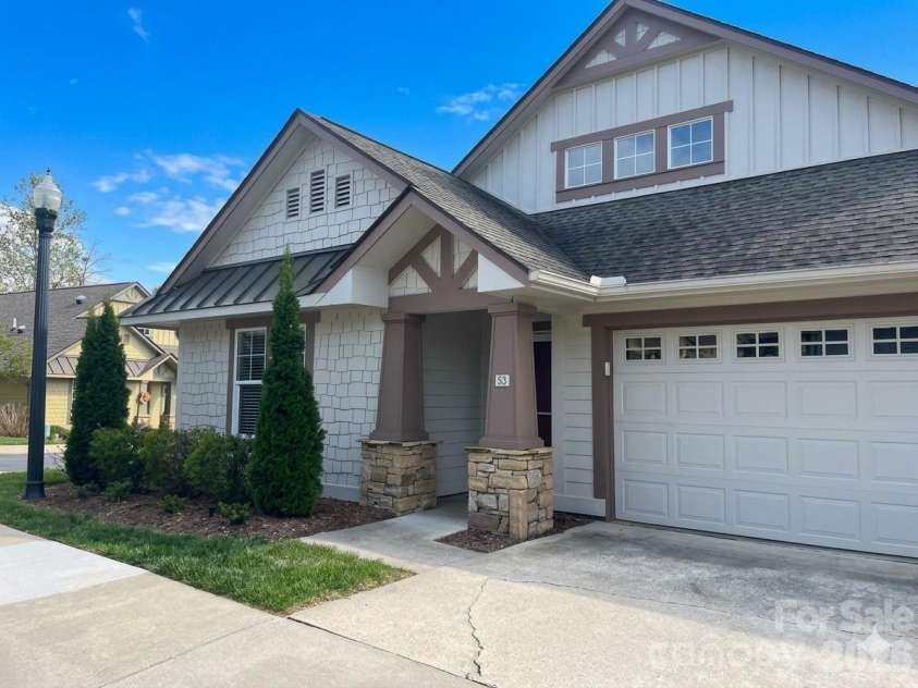 53 Barn Owl Way, Hendersonville, NC 28792.  MLS# CAR4320814, YatesRealty ID 18012. 
