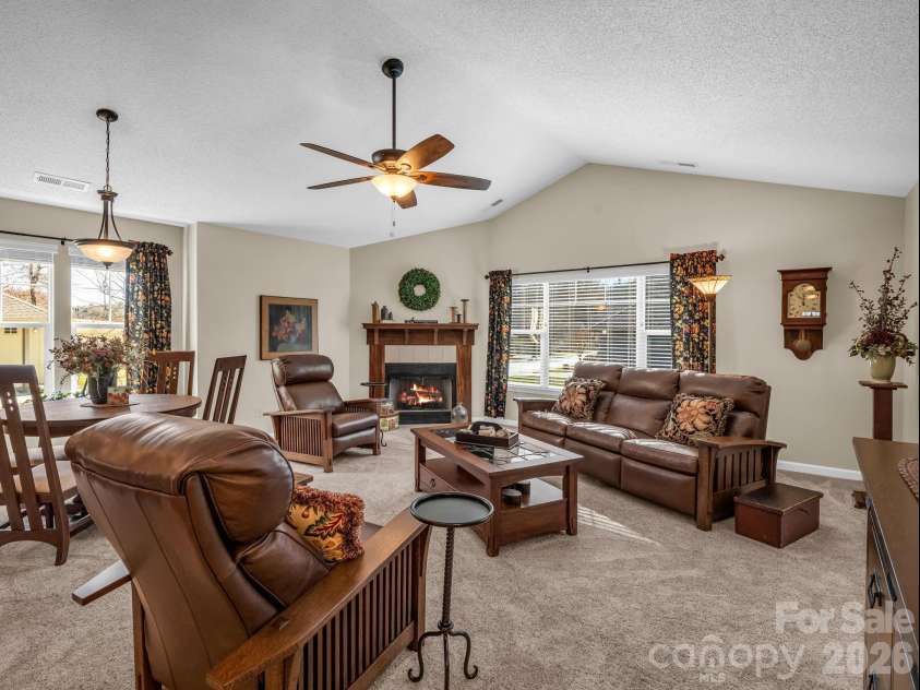 53 Barn Owl Way, Hendersonville, NC 28792.  MLS# CAR4320814, YatesRealty ID 18012. Open Living/Dining/Kitchen