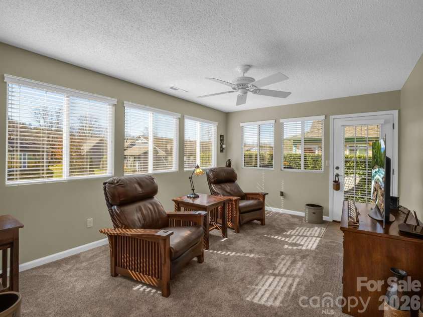 53 Barn Owl Way, Hendersonville, NC 28792.  MLS# CAR4320814, YatesRealty ID 18012. Sunroom