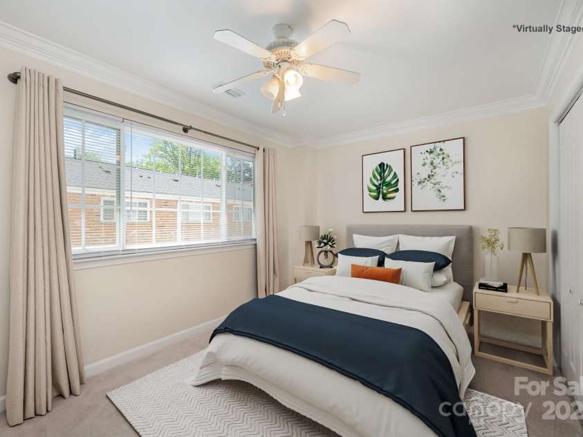 1218 Green Oaks Lane, Charlotte, NC 28205.  MLS# CAR4246670, YatesRealty ID 18013. Virtually Staged