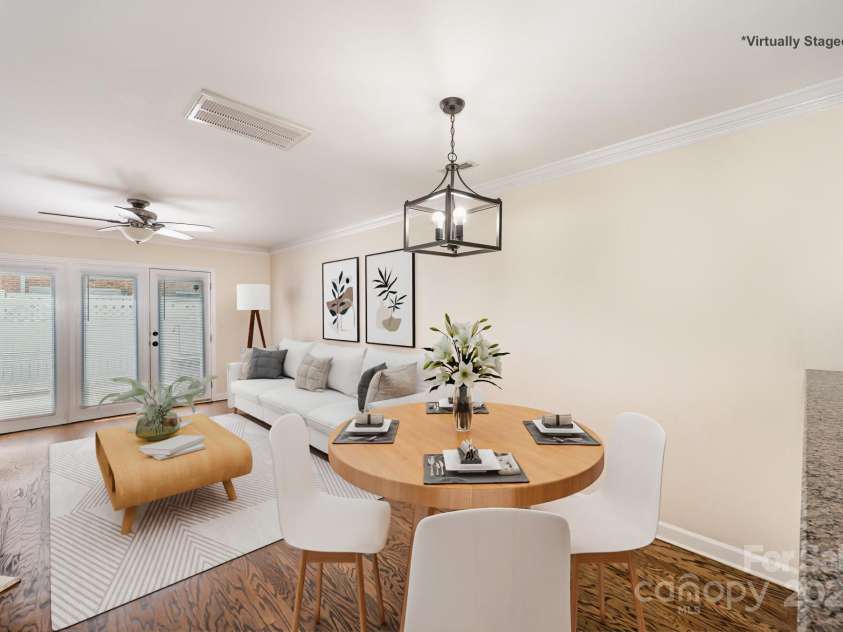 1218 Green Oaks Lane, Charlotte, NC 28205.  MLS# CAR4246670, YatesRealty ID 18013. Virtually Staged