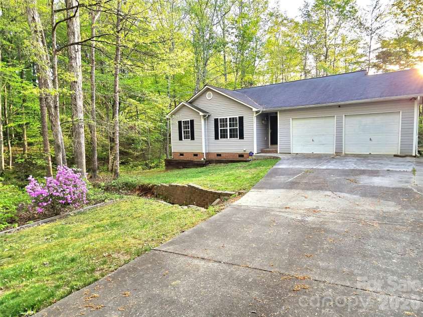 146 Misty Spring Road, Troutman, NC 28166.  MLS# CAR4368753, YatesRealty ID 18013. 