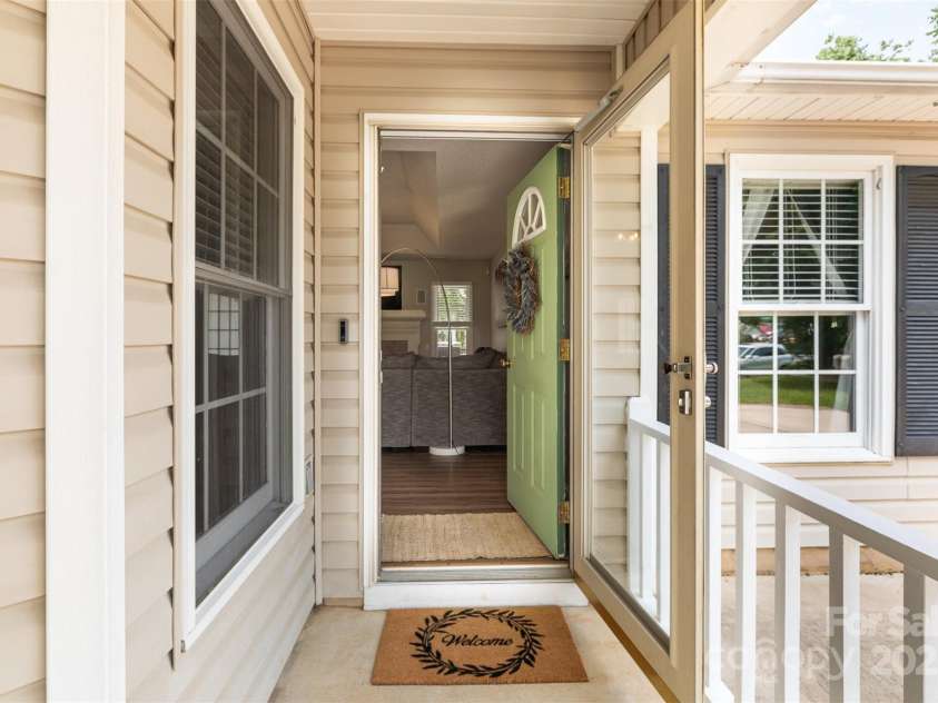 1626 Riverglenn Court, Rock Hill, SC 29732.  MLS# CAR4262997, YatesRealty ID 18014. 