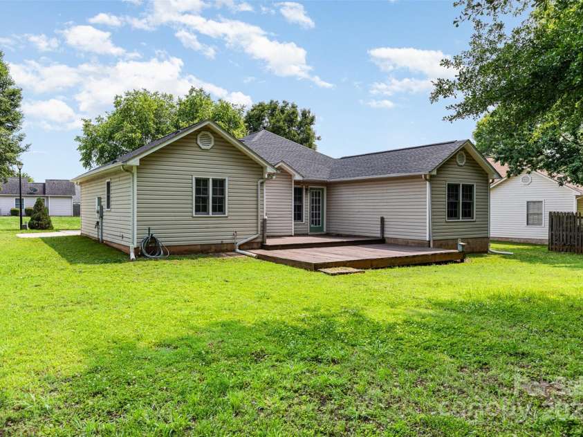 1626 Riverglenn Court, Rock Hill, SC 29732.  MLS# CAR4262997, YatesRealty ID 18014. 