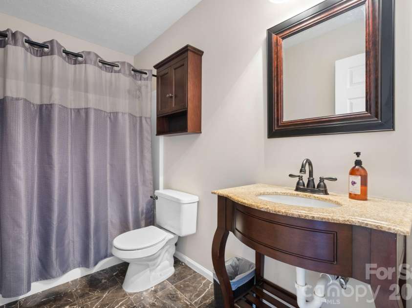 5087 South Oak Circle, Granite Falls, NC 28630.  MLS# CAR4374604, YatesRealty ID 18014. 