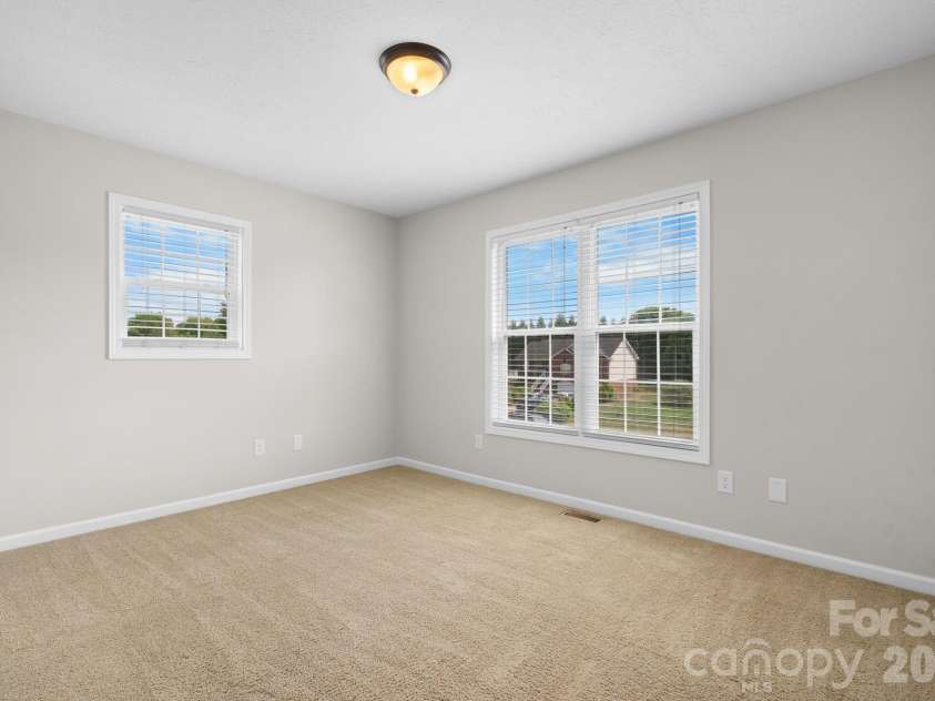 5087 South Oak Circle, Granite Falls, NC 28630.  MLS# CAR4374604, YatesRealty ID 18014. 