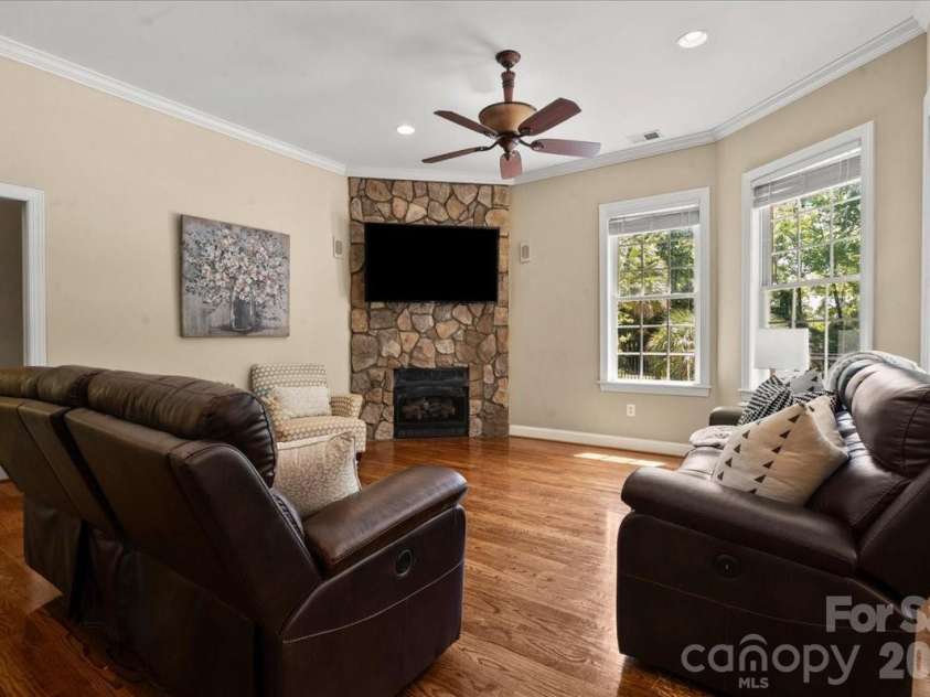 411 Chapman Street, Chesterfield, SC 29709.  MLS# CAR4374131, YatesRealty ID 18015. 