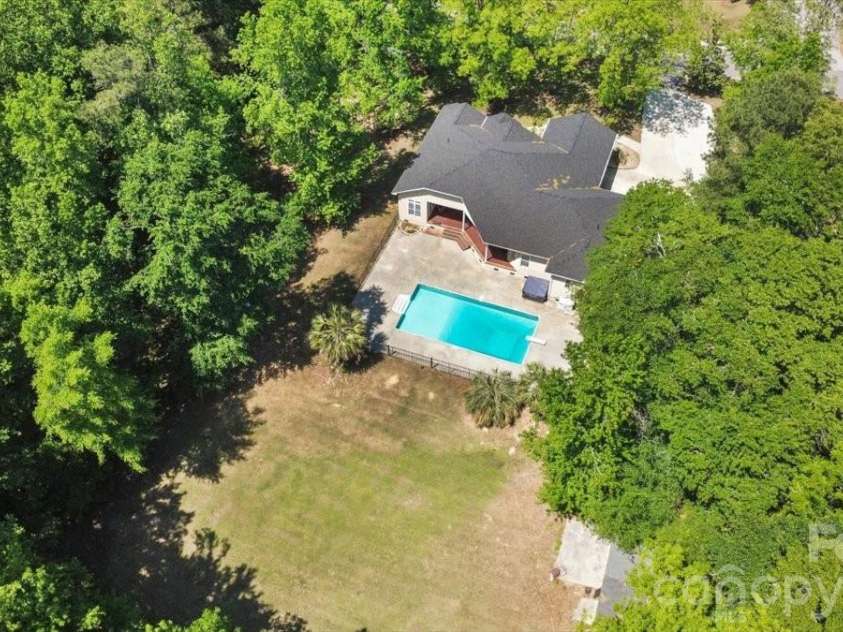411 Chapman Street, Chesterfield, SC 29709.  MLS# CAR4374131, YatesRealty ID 18015. 