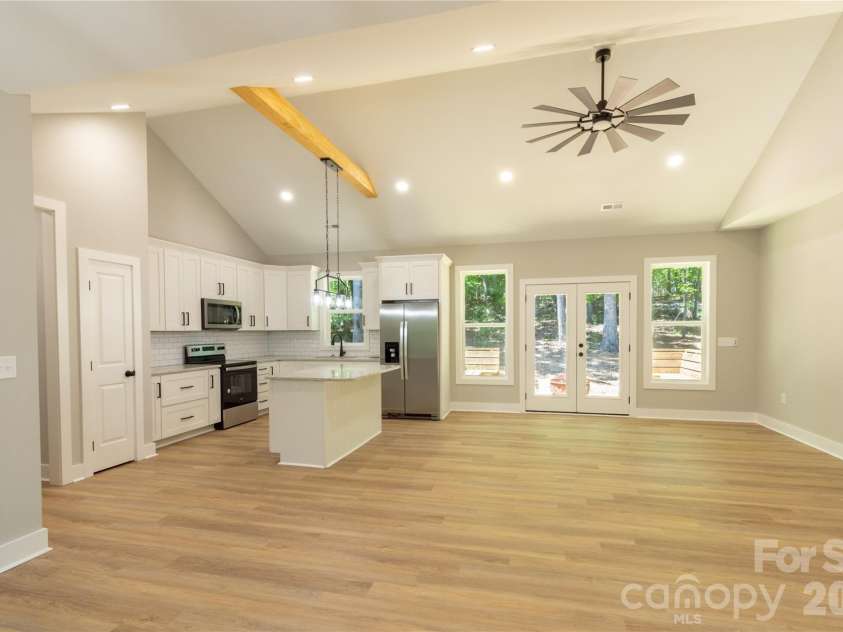 472 Oak Road, Norwood, NC 28128.  MLS# CAR4354935, YatesRealty ID 18016. 