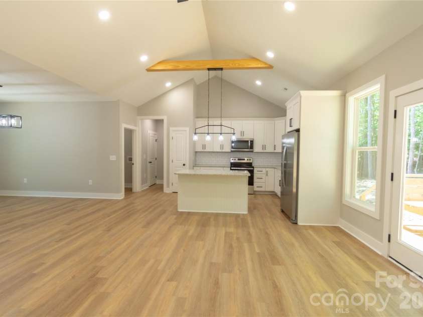 472 Oak Road, Norwood, NC 28128.  MLS# CAR4354935, YatesRealty ID 18016. 