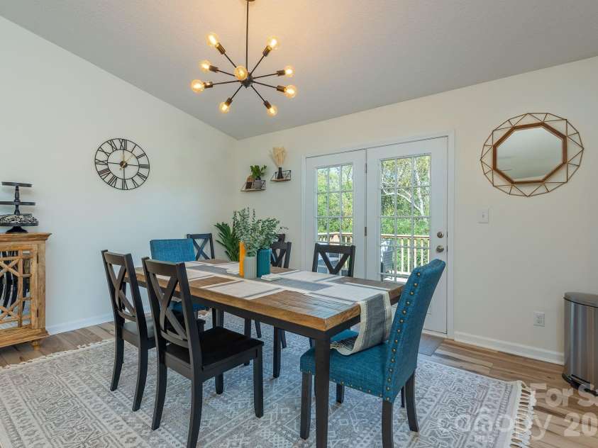 18 Garrison Road, Weaverville, NC 28787.  MLS# CAR4345981, YatesRealty ID 18017. 