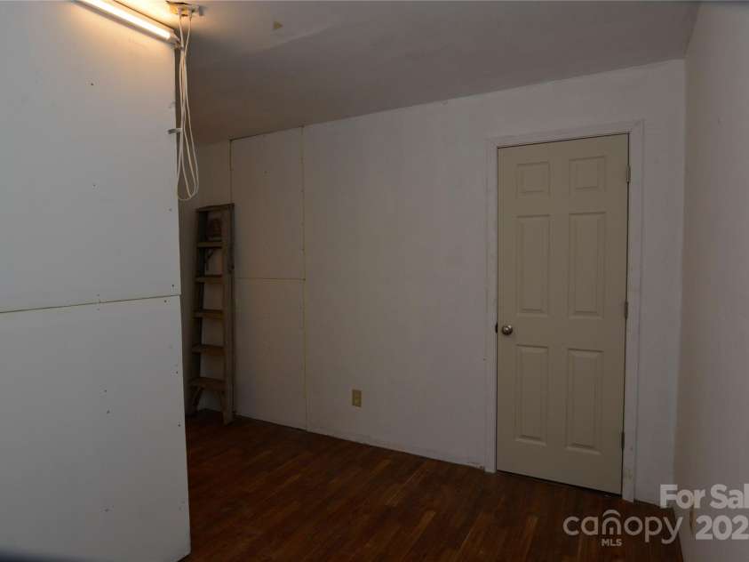 140 Ivy Trails Road, Weaverville, NC 28787.  MLS# CAR4228155, YatesRealty ID 18018. Bedroom 1