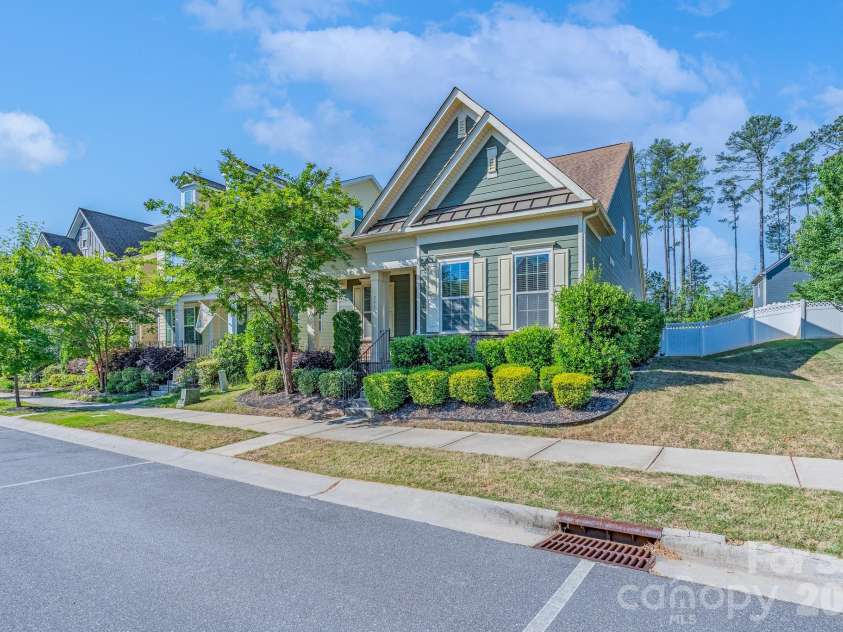 208 Helton Lane, Fort Mill, SC 29708.  MLS# CAR4368542, YatesRealty ID 18018. Front Exterior