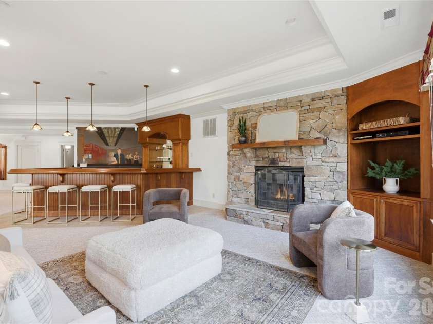 14606 Jockeys Ridge Drive, Charlotte, NC 28277.  MLS# CAR4356748, YatesRealty ID 18019. 