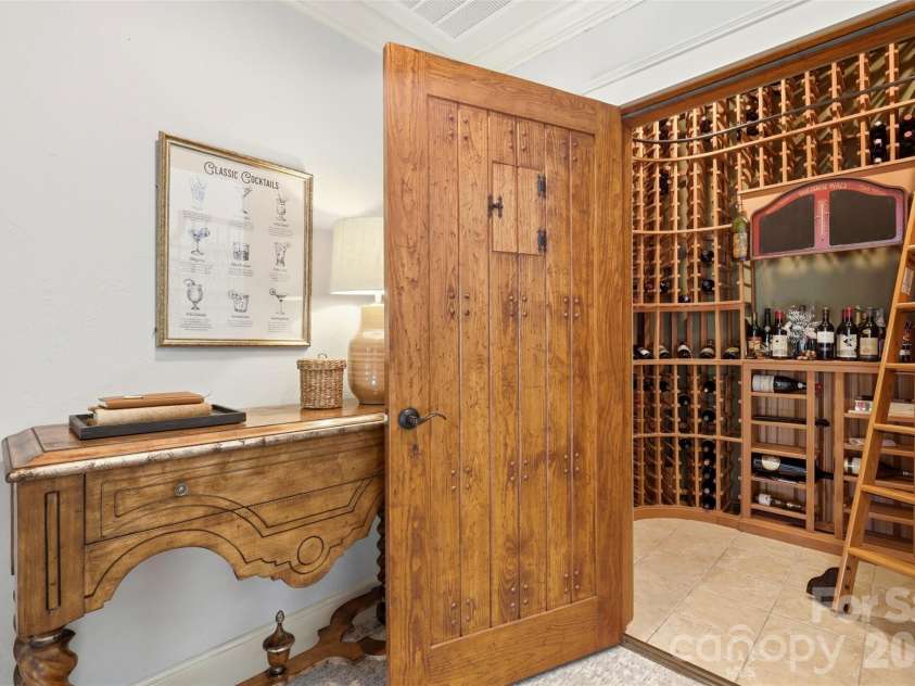 14606 Jockeys Ridge Drive, Charlotte, NC 28277.  MLS# CAR4356748, YatesRealty ID 18019. Fully racked and ready.