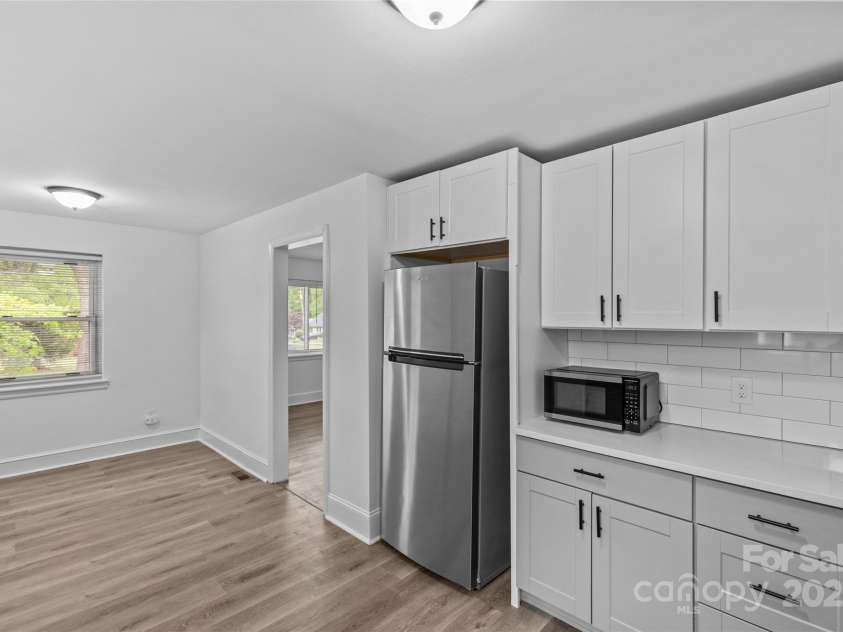 1601 Gambia Street, Charlotte, NC 28208.  MLS# CAR4245420, YatesRealty ID 18019. 