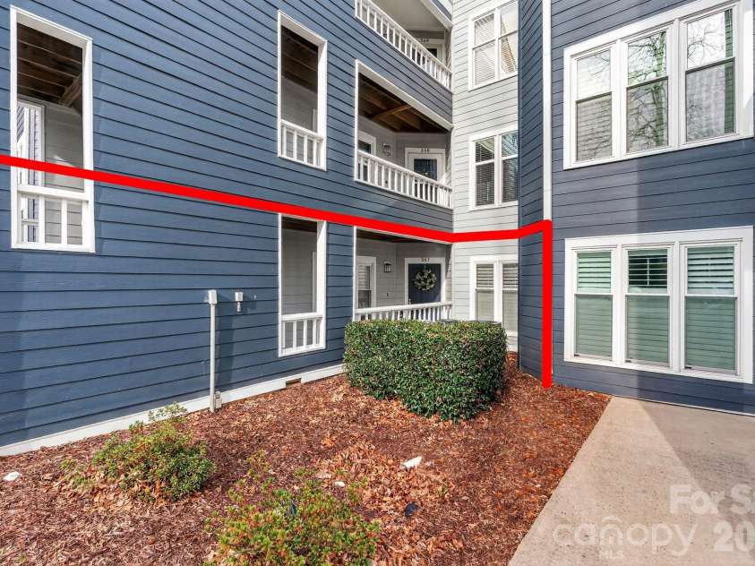 367 Northwest Drive, Davidson, NC 28036.  MLS# CAR4344885, YatesRealty ID 18020. 