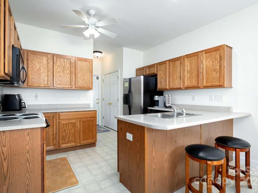 22 Scottish Circle, Asheville, NC 28803.  MLS# CAR4259005, YatesRealty ID 18021. Lots of Cabinets and Counterspace for the Home Cook