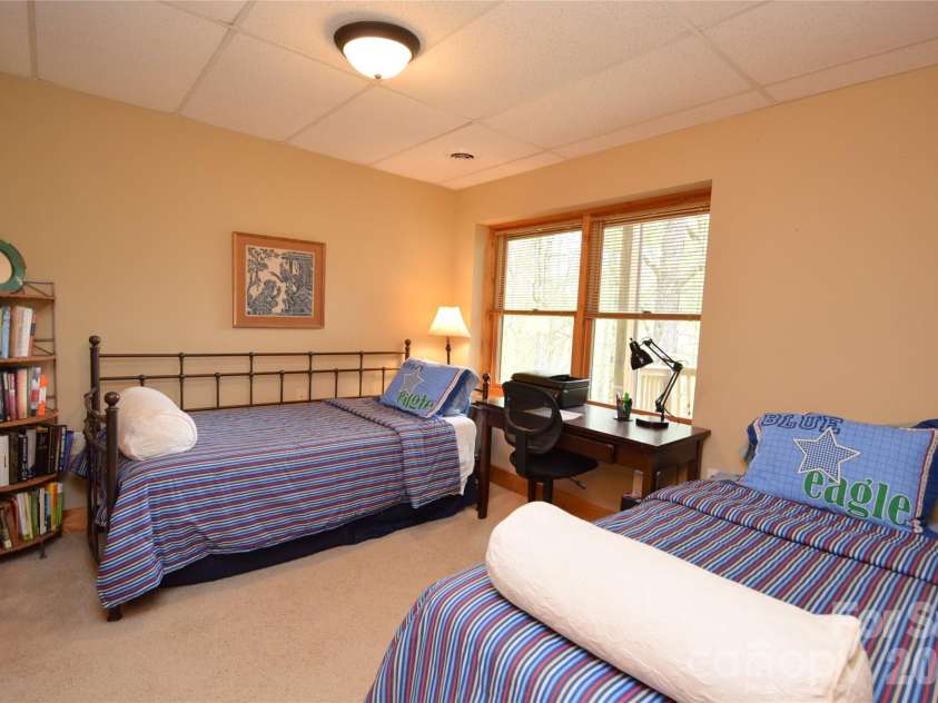 604 Croft View Drive, Bakersville, NC 28705.  MLS# CAR4367249, YatesRealty ID 18021. 