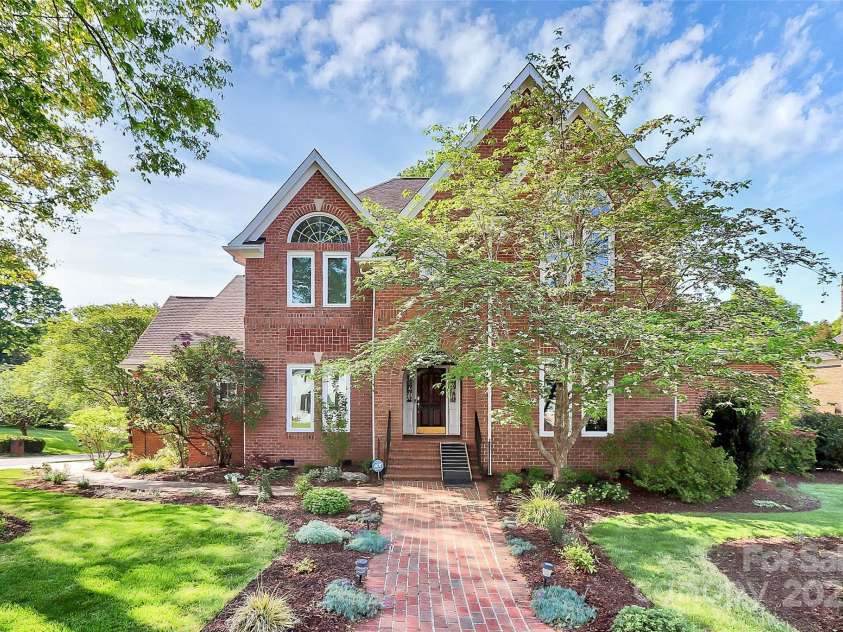 4509 Rosecliff Drive, Charlotte, NC 28277.  MLS# CAR4253851, YatesRealty ID 18022. 