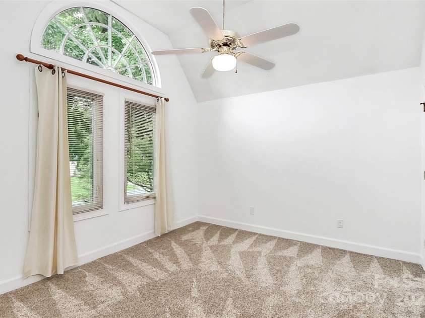 4509 Rosecliff Drive, Charlotte, NC 28277.  MLS# CAR4253851, YatesRealty ID 18022. 