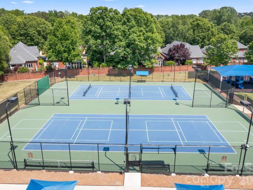 8428 Brentfield Road, Huntersville, NC 28078.  MLS# CAR4372228, YatesRealty ID 18022. 