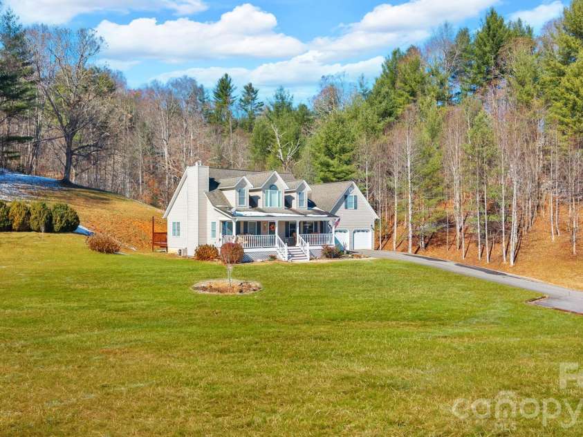 2581 Double Island Road, Burnsville, NC 28740.  MLS# CAR4320527, YatesRealty ID 18023. 