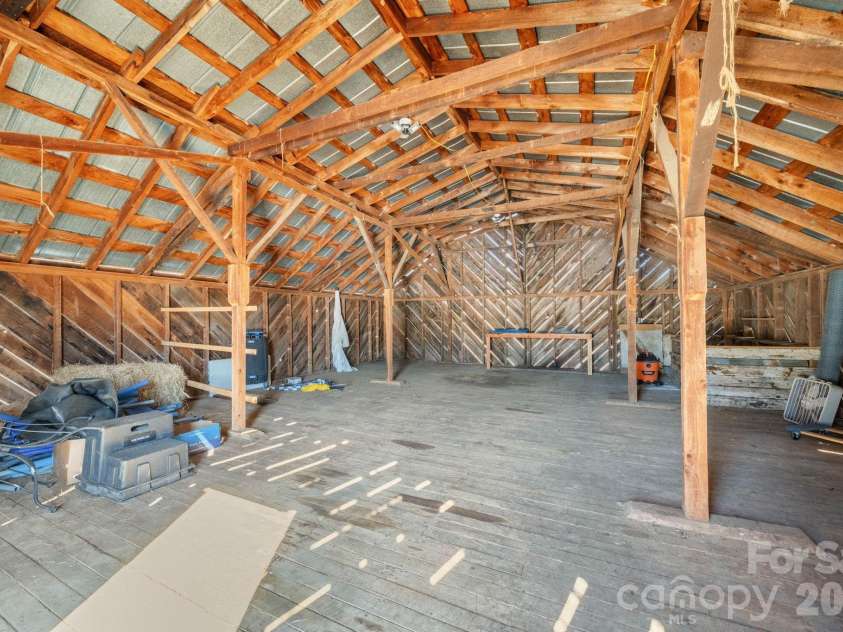 2581 Double Island Road, Burnsville, NC 28740.  MLS# CAR4320527, YatesRealty ID 18023. Barn