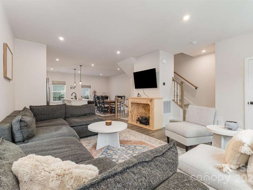 2203 Autumn Olive Lane, Stallings, NC 28104.  MLS# CAR4266791, YatesRealty ID 18025. 